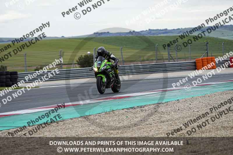 cadwell no limits trackday;cadwell park;cadwell park photographs;cadwell trackday photographs;enduro digital images;event digital images;eventdigitalimages;navarra;no limits trackdays;peter wileman photography;racing digital images;trackday digital images;trackday photos